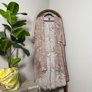 Torrid 1X Pink Floral 3/4 Flare Sleeve High Low Open Front Duster Sweater